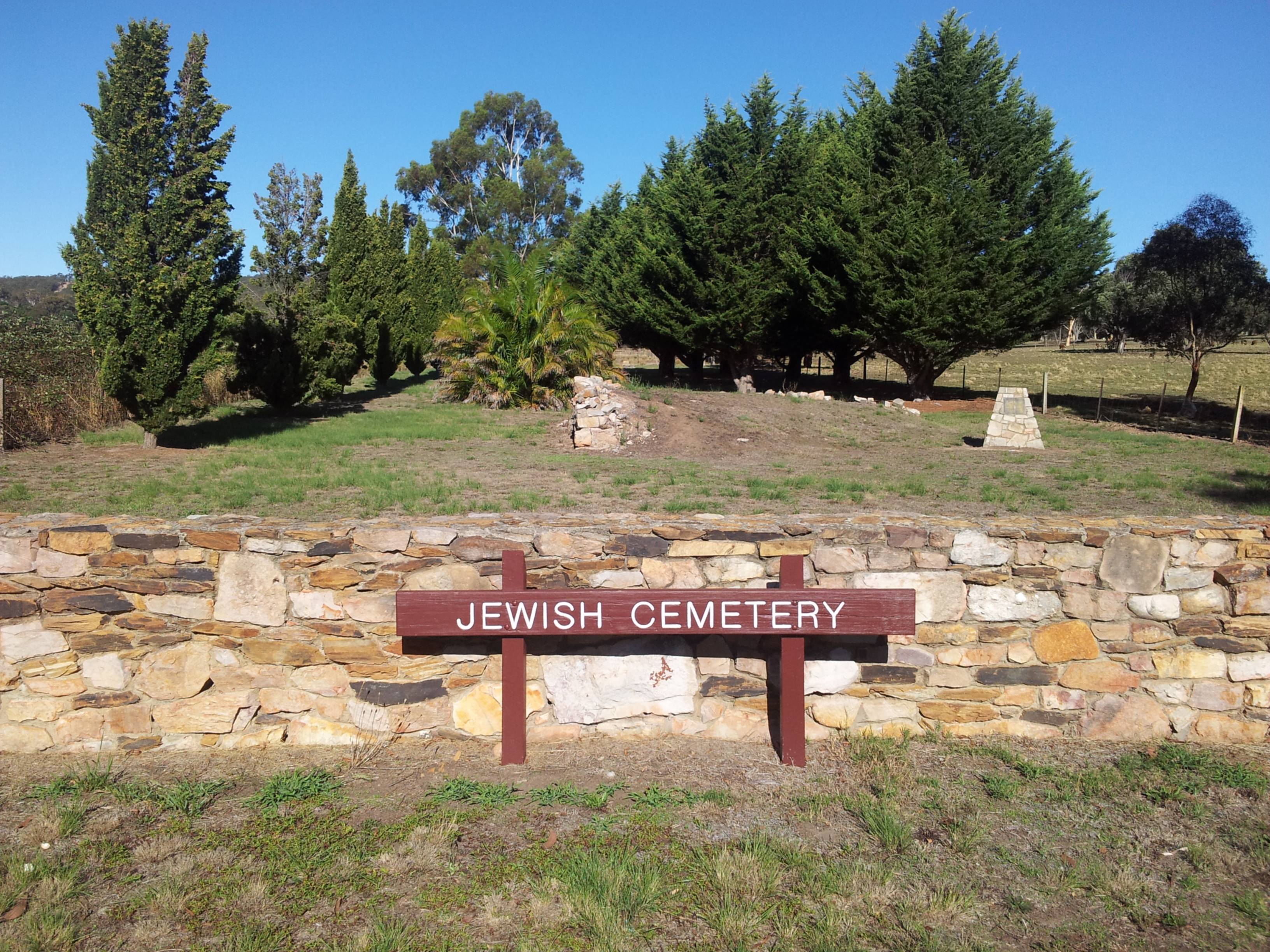 Goulburn S Jewish Cemetery Given State Heritage Listing Abc News