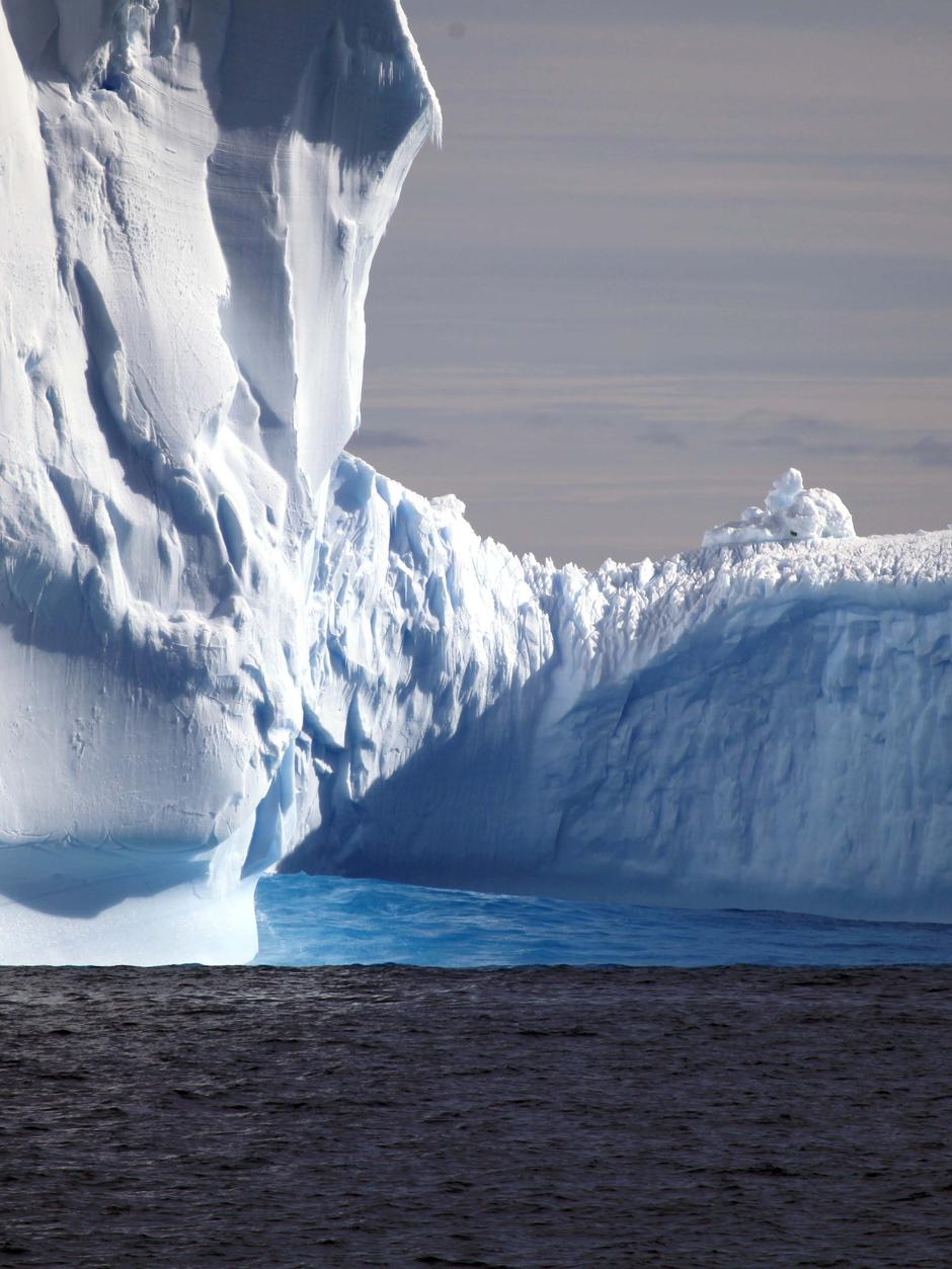 Hawke calls for stronger Antarctic mining ban ABC News