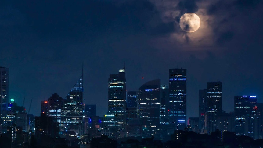 Full moon over Sydney