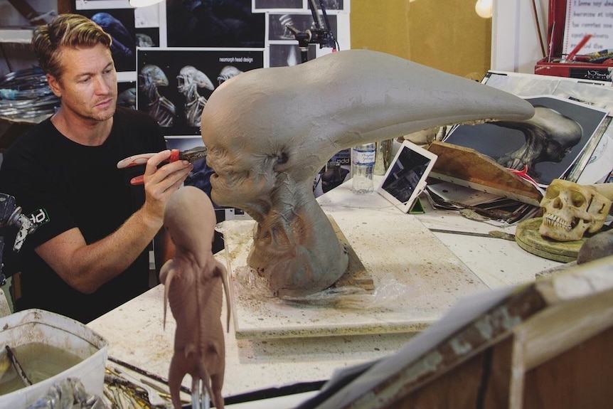 Adam Johansen sculpting and designing an early version of the Adult Neomorph for Alien: Covenant.