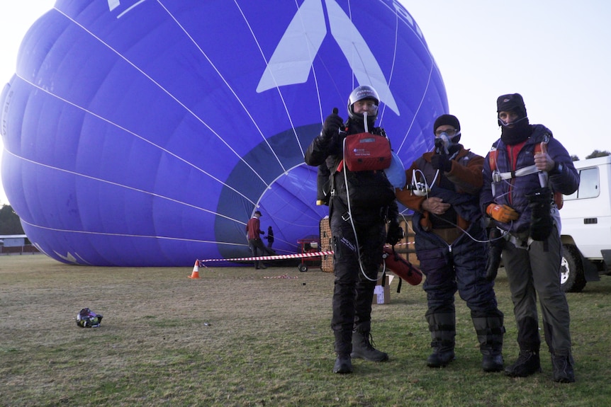 Marc and his balloon crew on the ground at the Condobolin showground.