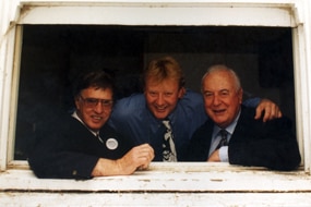 (L to R) Peter Bowers, Mike Bowers and Gough Whitlam (ABC)