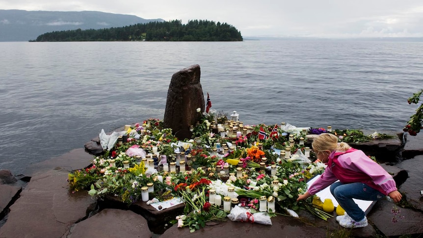 Memorial on the shores of Lake Tyrifjorden