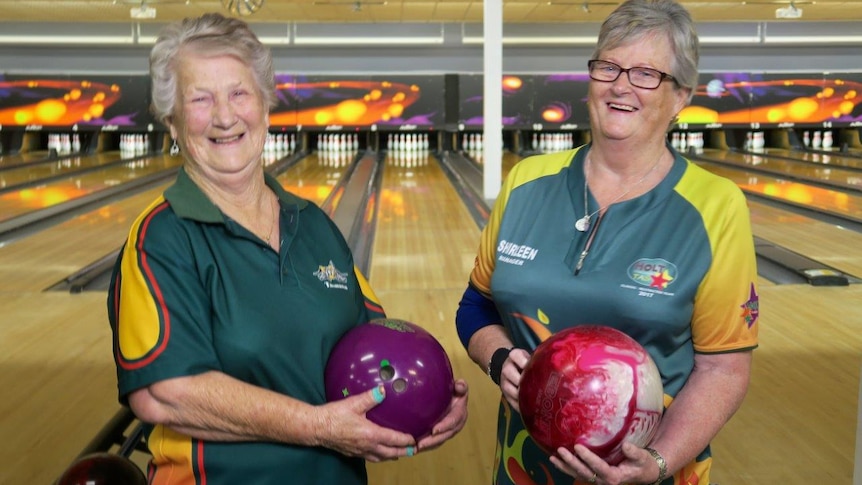 Hobart's June Cashion and Shirleen Tubb at the Devonport bowling alley.