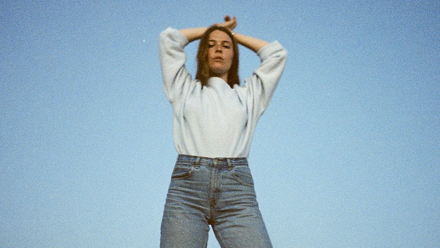 A 2018 press shot of Maggie Rogers
