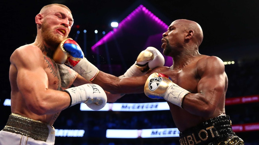 Floyd Mayweather dominated a tiring Conor McGregor as their fight wore on. (Photo: Reuters)