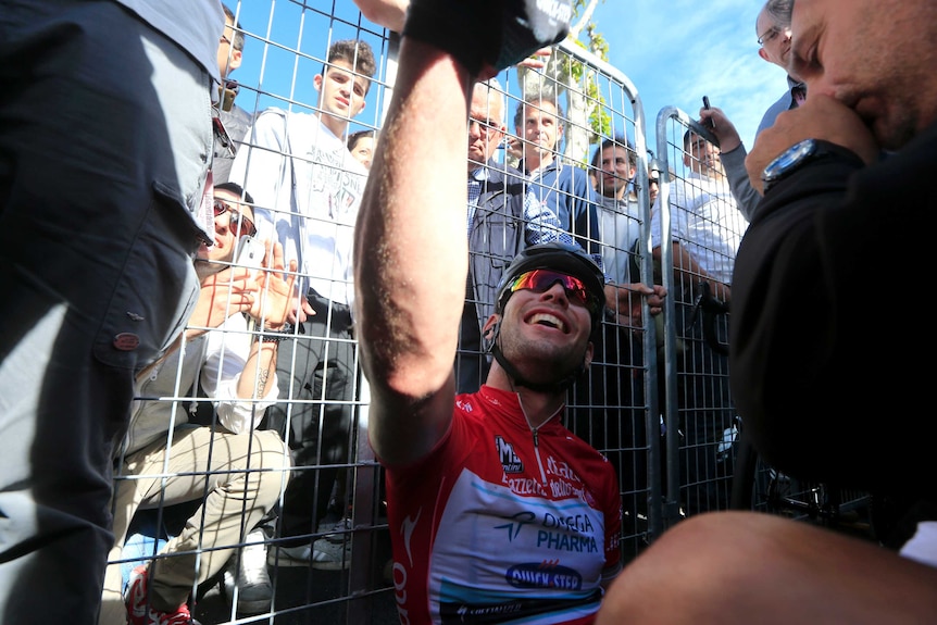 Cavendish wins Giro's 13th stage