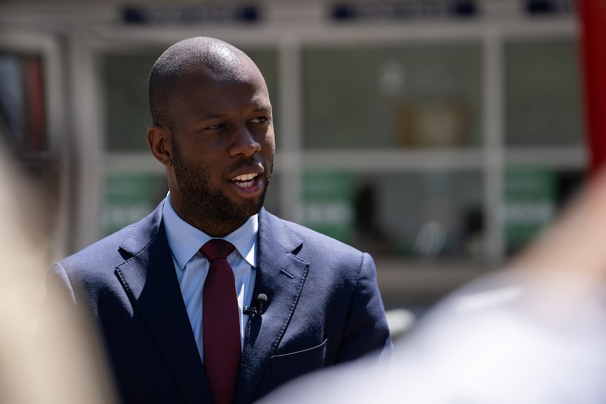 Bruce Djite, directeur du football, Adelaide United