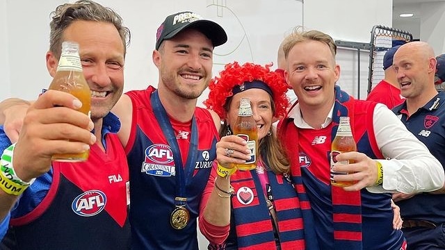 Call for more jail time as 'selfish' AFL grand final border breachers plead guilty
