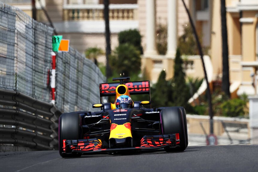 Daniel Ricciardo driving on track