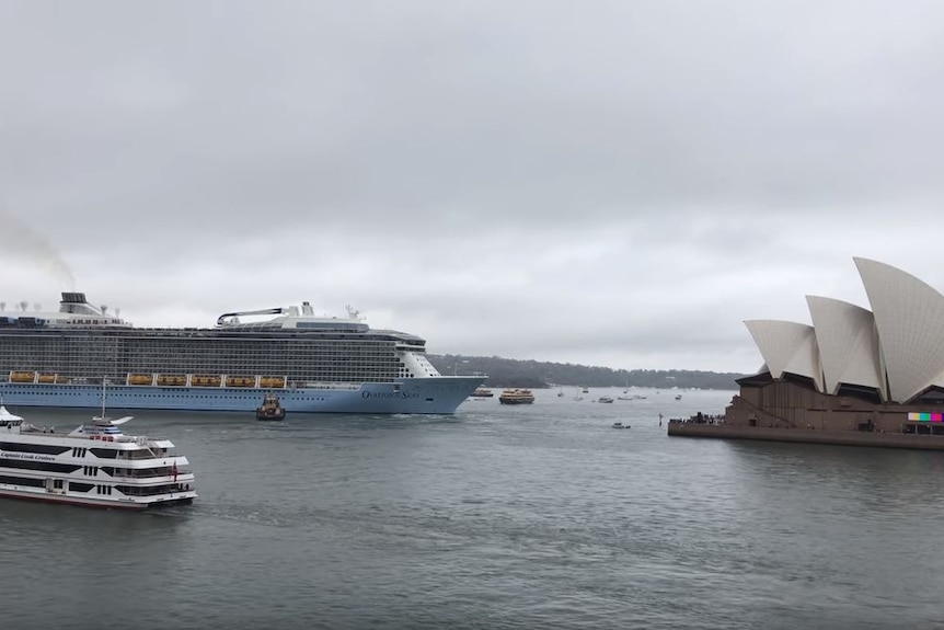 Cruise ship close to Opera House