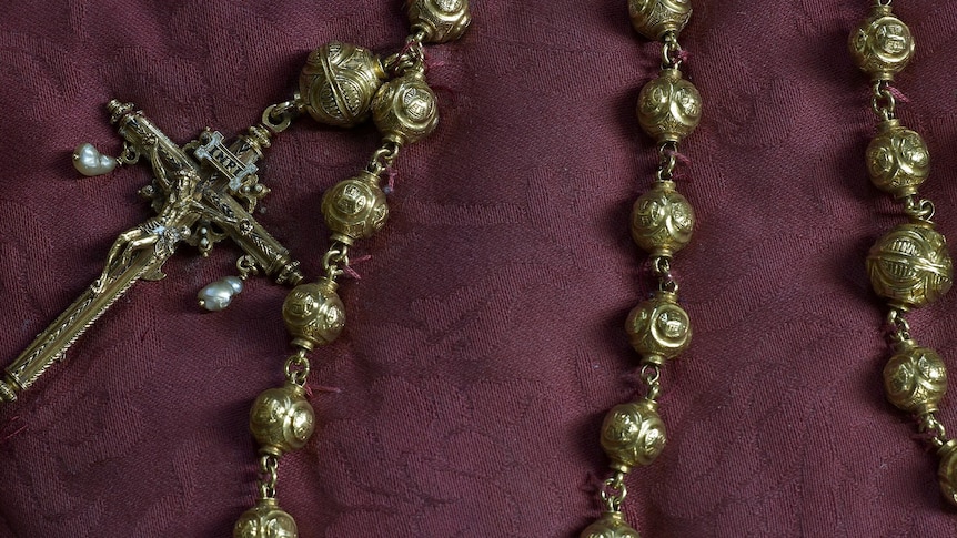 Mary Queen of Scots' rosary beads