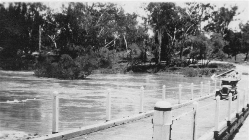 Baralaba residents want their old bridge over the Dawson River replaced
