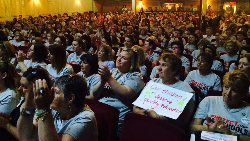 Hundreds of kindergarten teachers attended the union meeting at Melbourne's Athenaeum Theatre.