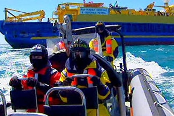 A Customs team from the Oceanic Viking (ABC TV)