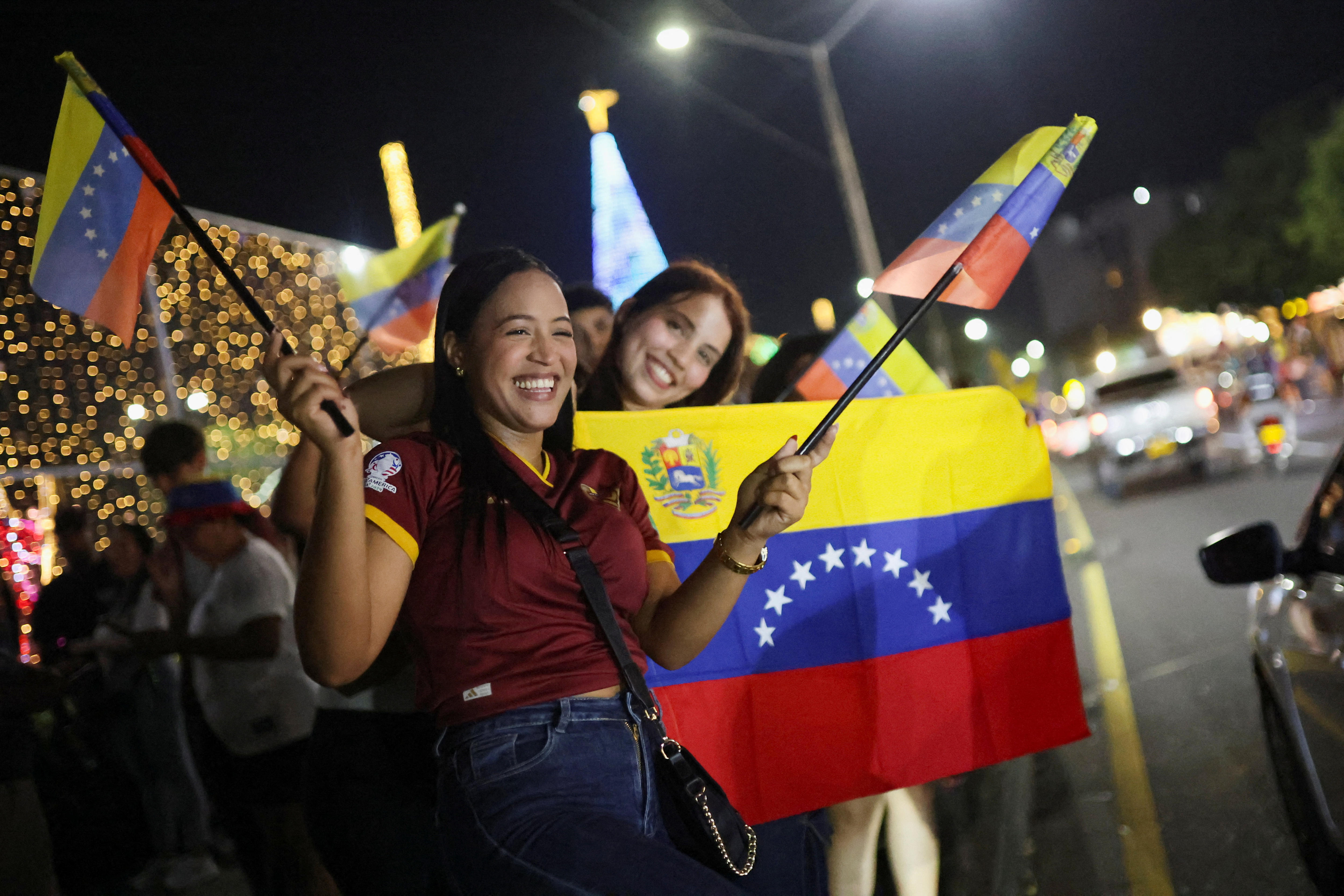 Venezuelans across the globe divided over US mission to capture Maduro