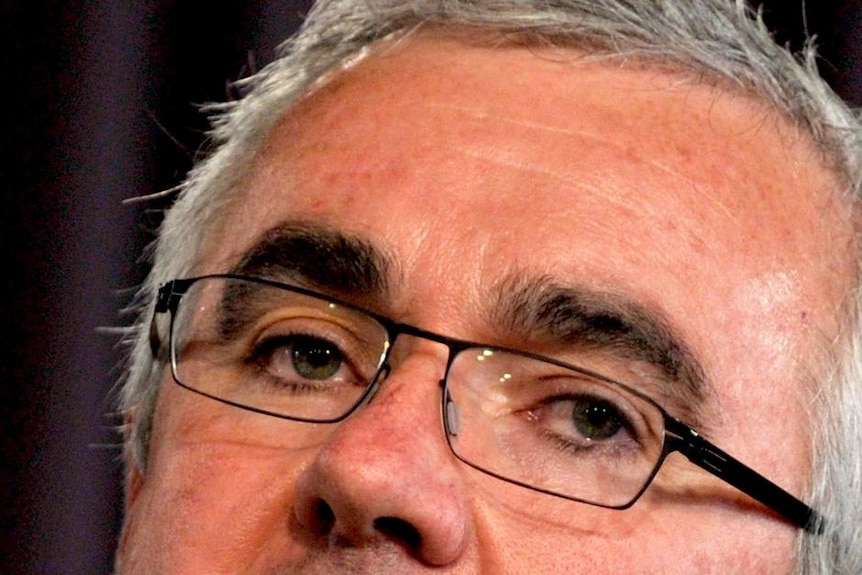 Andrew Wilkie still presents a greater threat to the Gillard Government than Craig Thomson. (AAP: Alan Porritt, file photo)