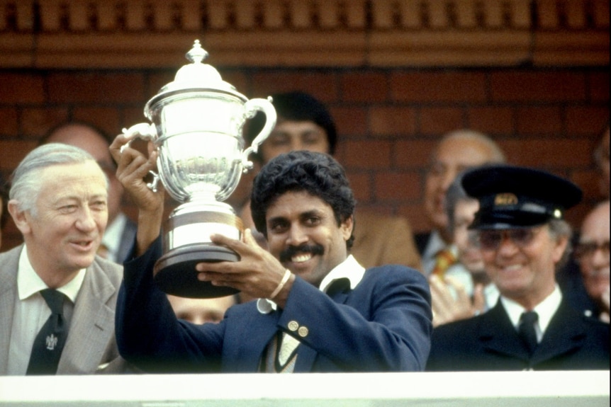 Kapil Dev holds the World Cup