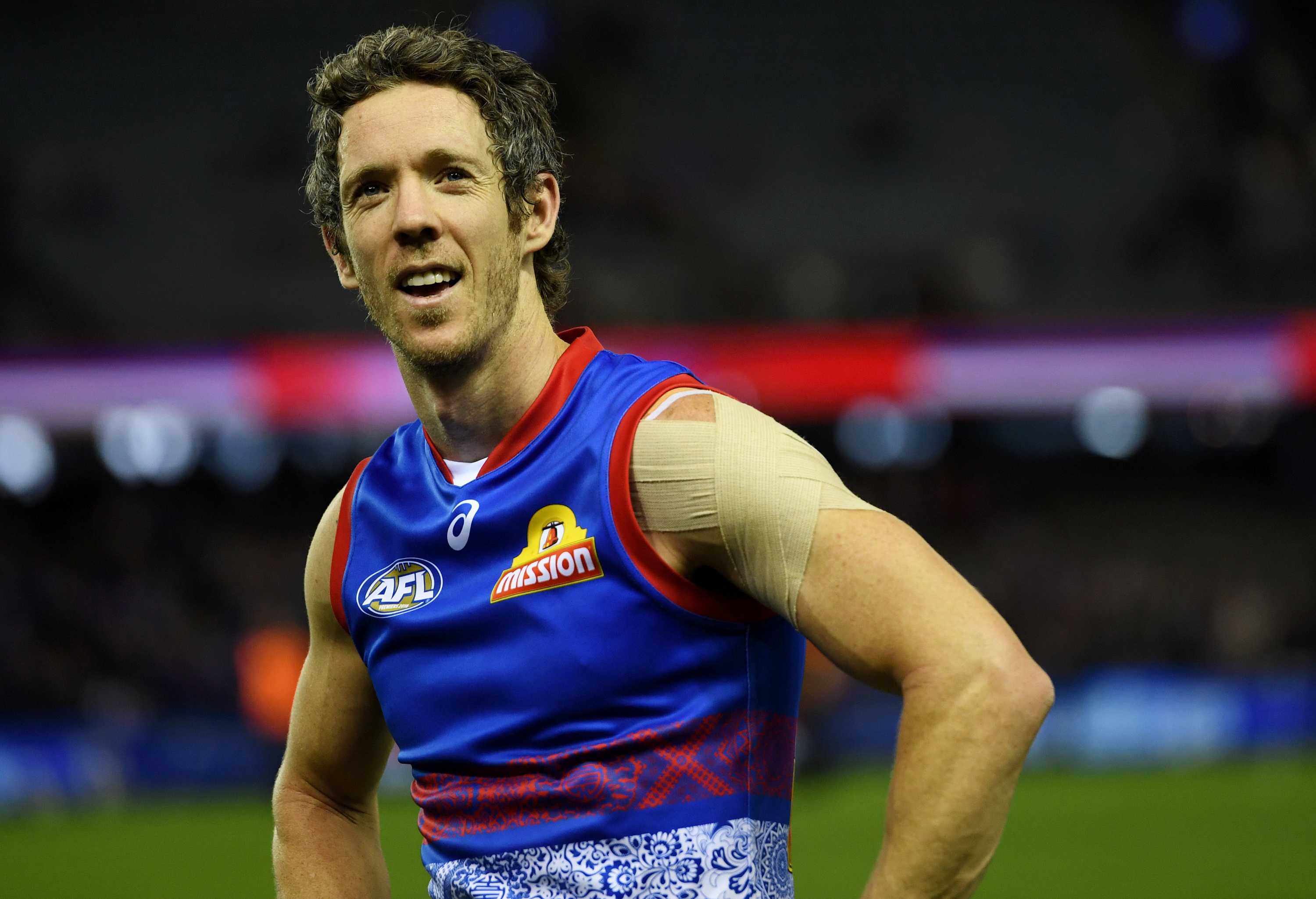 Top dogs celebrated and Doc to sign off