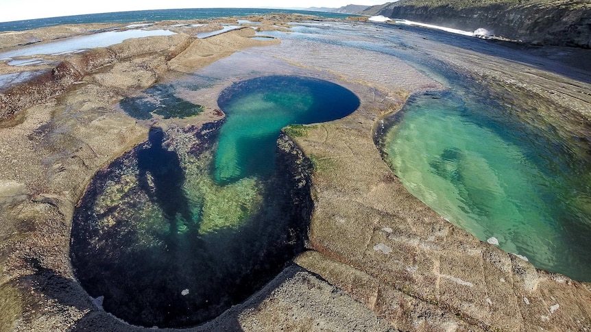 Figure Eight Pools