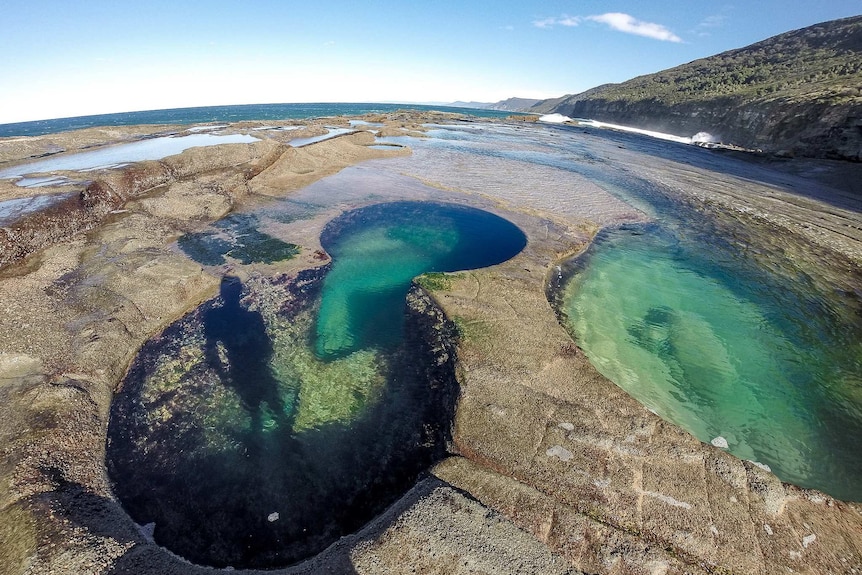 Figure Eight Pools