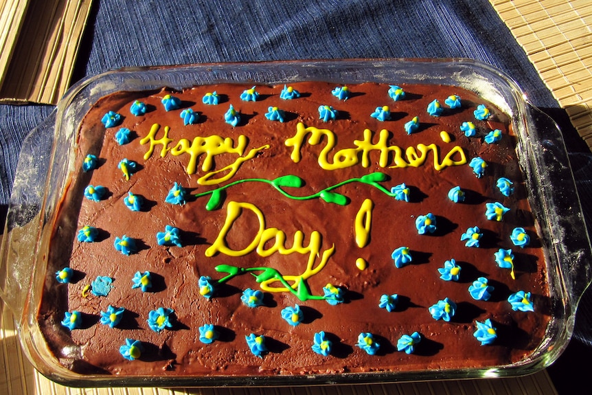 Mother's day cake