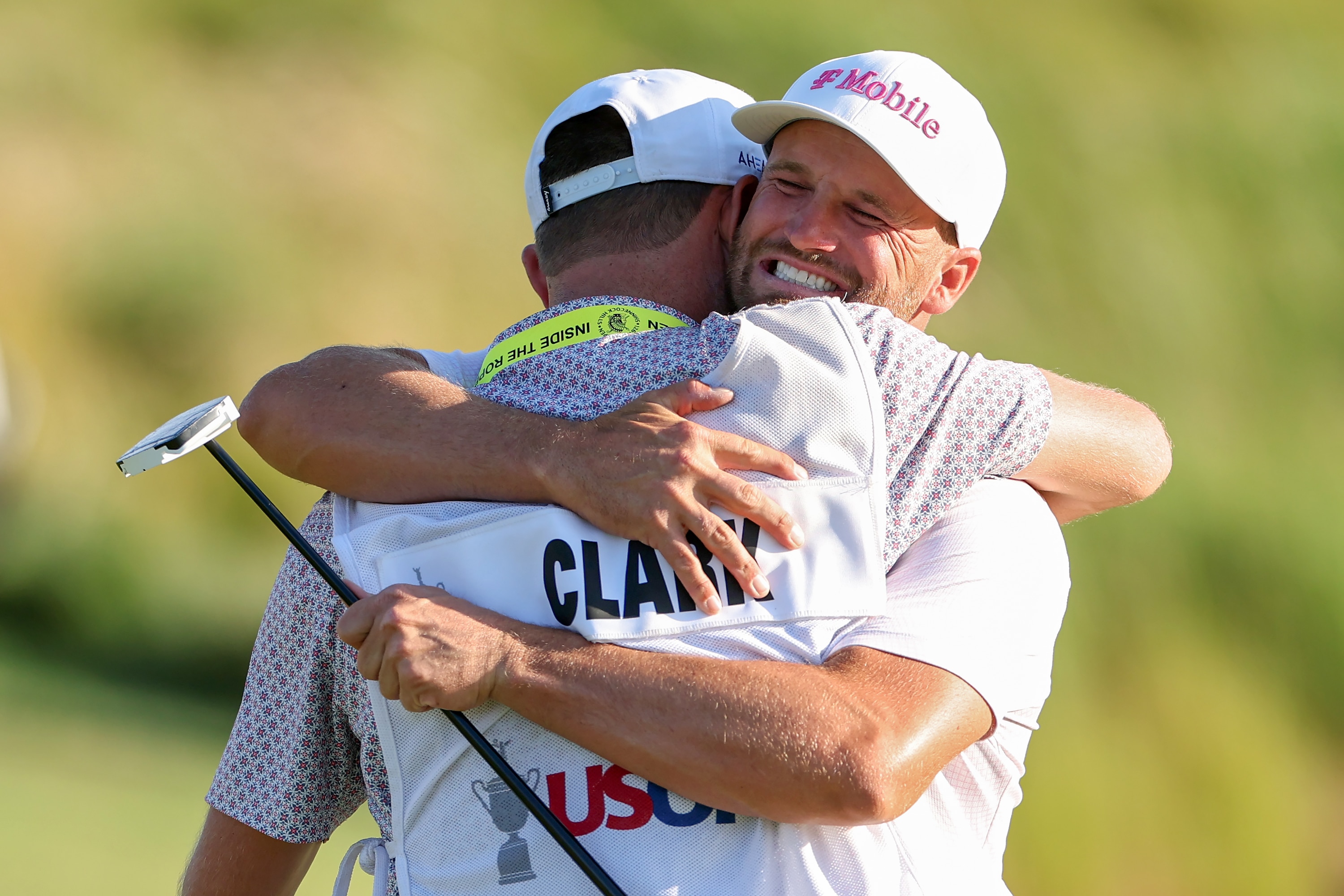 Clark avoids mammoth collapse to win US Open