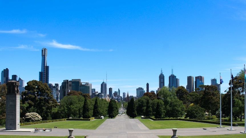 A view towards the Melbourne city skyline