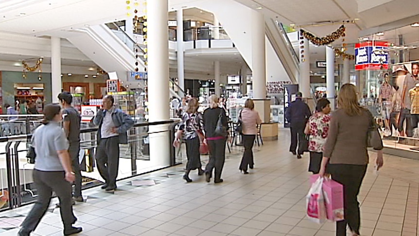 Shoppers walking around Canberra Centre shopping centre in Canberra's CBD (December 2011).