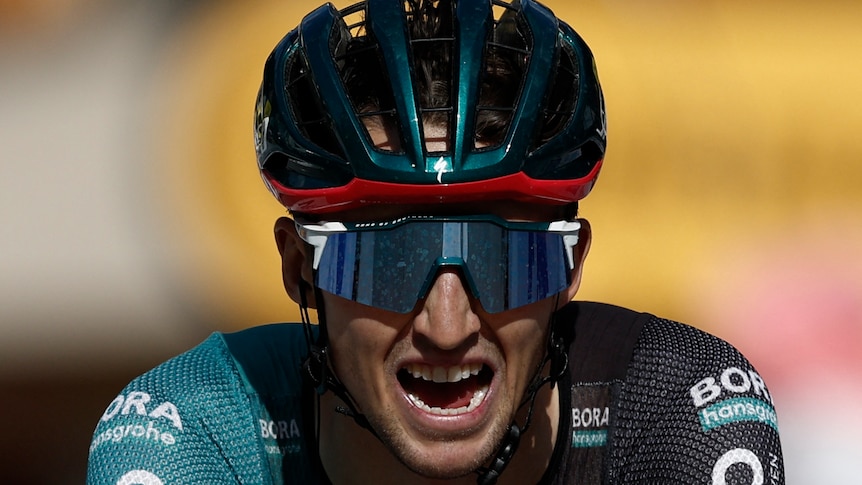 Jai Hindley landete nicht auf dem Podium der Tour de France, da der Sturz auf der 14. Etappe dem australischen Fahrer buchstäblich „Schmerzen im Arsch“ bereitete.
