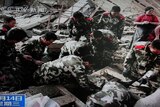 Chinese military search for survivors in quake rubble
