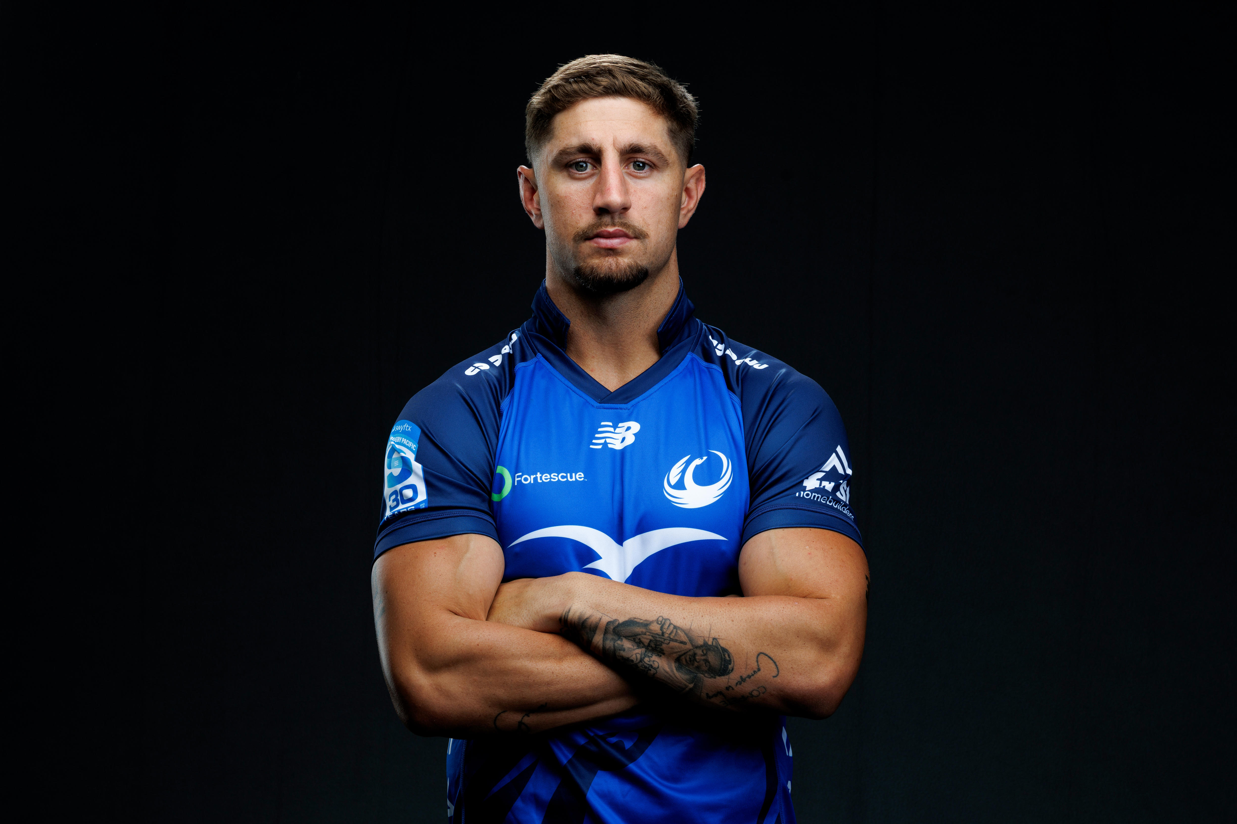 No regrets for Lomax as rugby 'novice' begins union journey