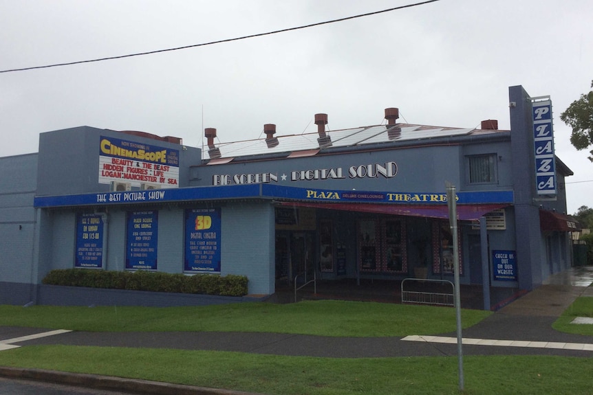The street view of the Plaza Theatre at Laurieton.