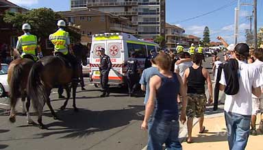 'White supremacists' involved in Sydney race riots - ABC News