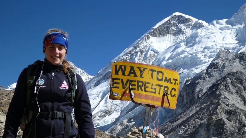 Alyssa Azar on her way to Mt Everest Base Camp