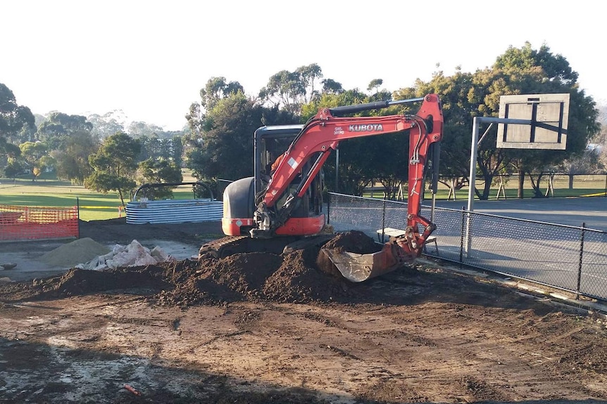 Excavator at Lauderdale Primary School, Tasmania, in 2017.