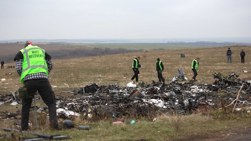 Dutch investigators at MH17 crash site in eastern Ukraine 11 November 2014
