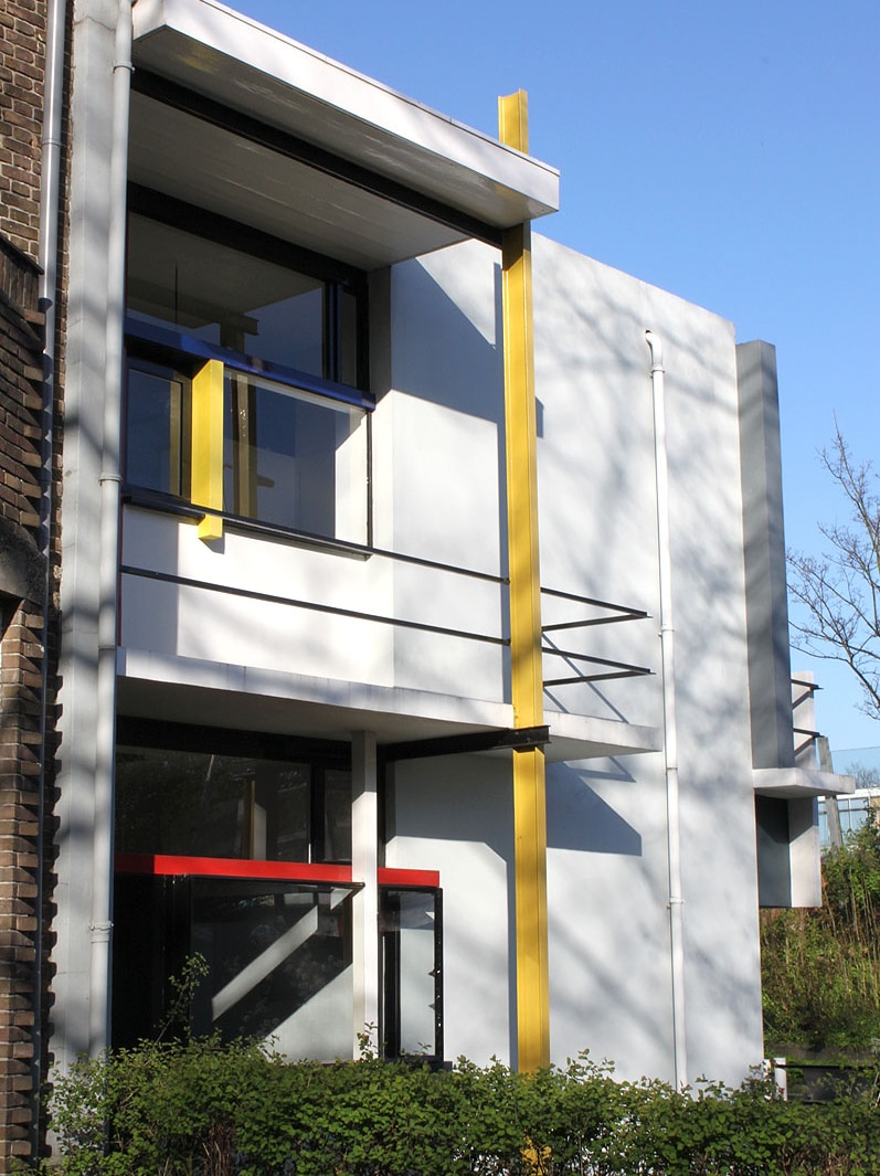 Schröder House was inspired but the geometry and colours of the artist Mondrian 