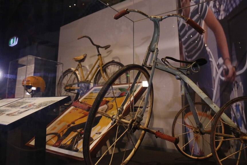 An old bicycle on display.