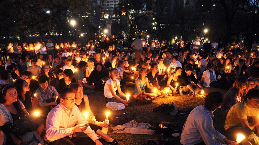 Around 400 people attended a candlelit memorial for the 21-year-old in Melbourne last night.