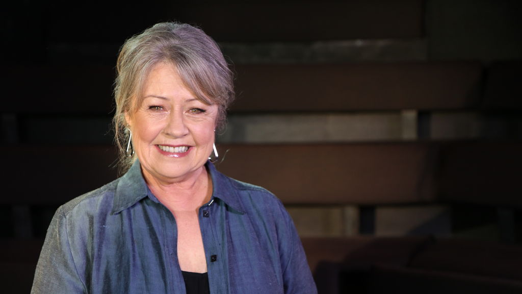 Noni hazlehurst images