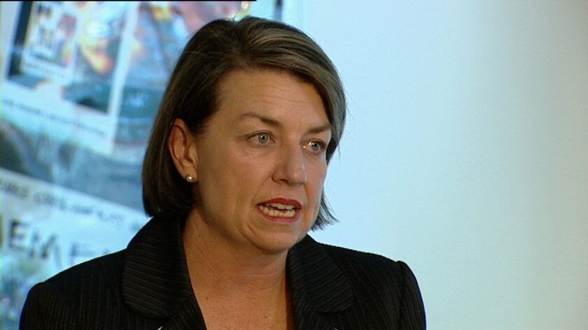 Premier Anna Bligh says the Aurukun Council has shown poor leadership by undertaking the legal challenge.