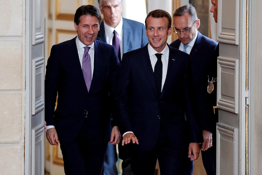 Italian Prime Minister Giuseppe Conte (left) and French President Emmanuel Macron (right) at Elysee Palace in 2018.