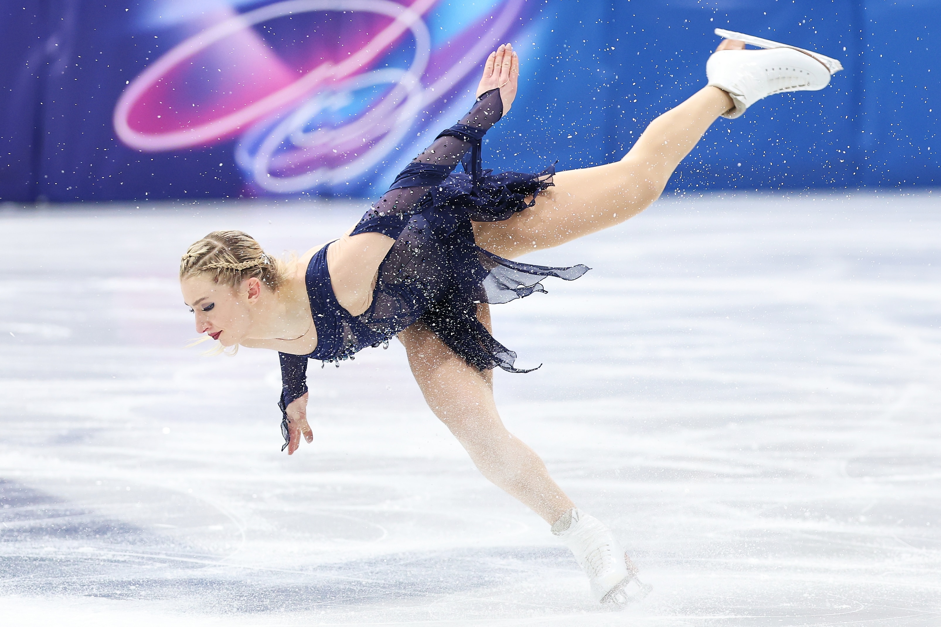 Amber Glenn em ação nas Olimpíadas de Inverno