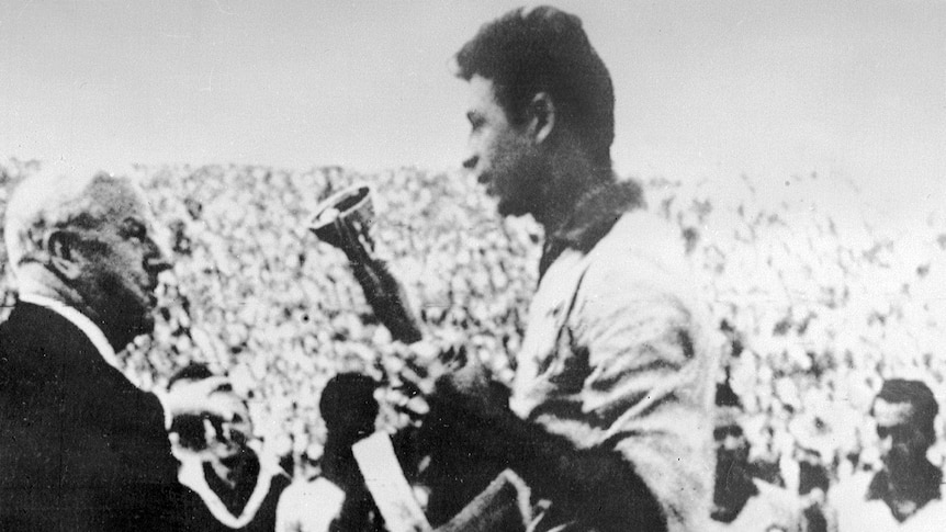 Brazil defends World Cup title in 1962