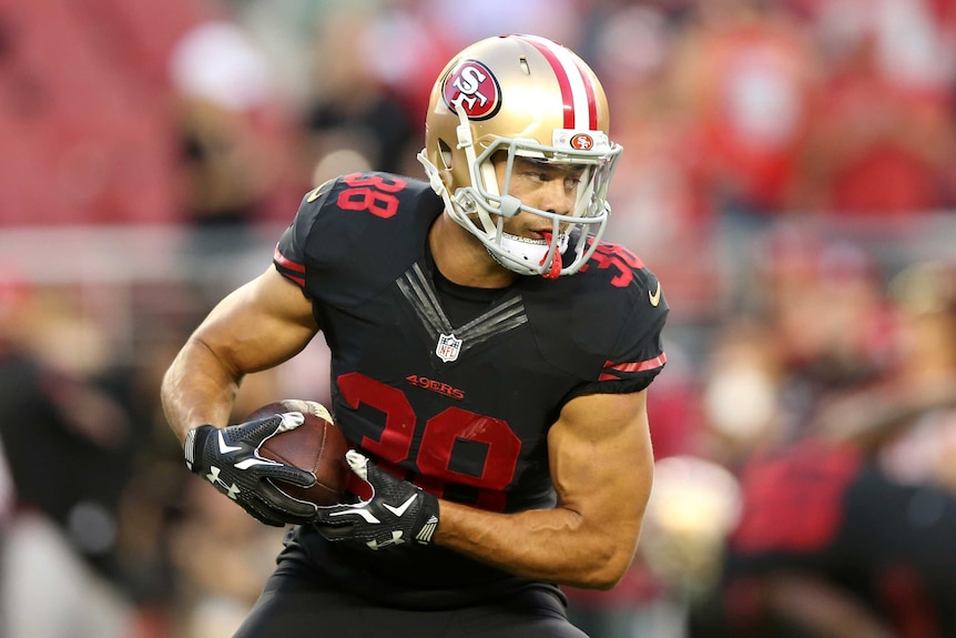 Jarryd Hayne warms up