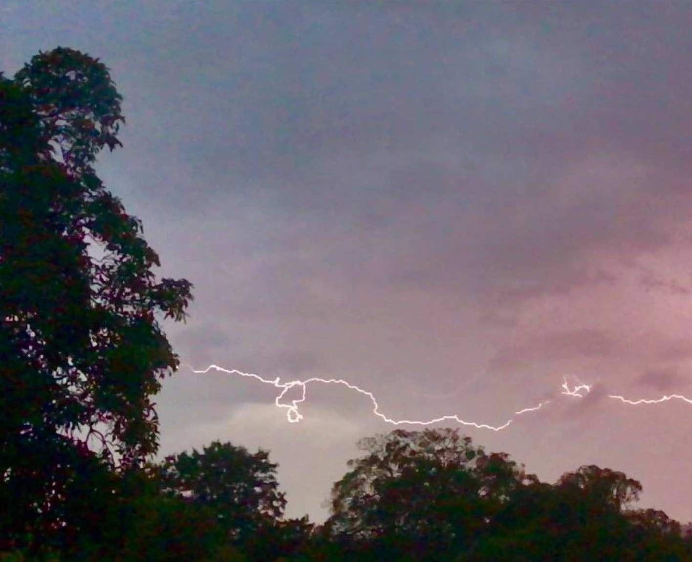 Melbourne weather BOM forecasts storms, flooding, power outages expected as Alpine snow falls