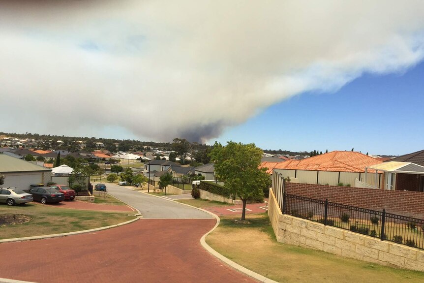 Bullsbrook residents flee flames