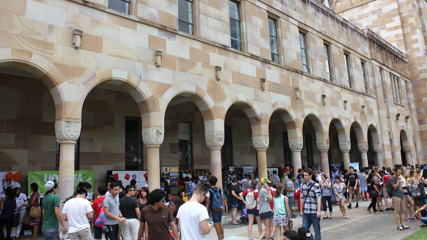 Orientation Week crowds at the University of Queensland