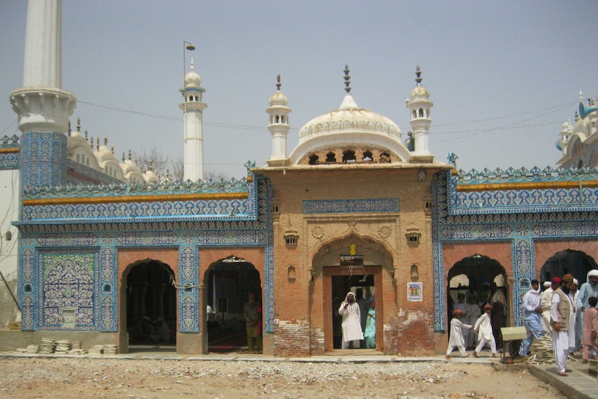 A wide view of Bharchundi shrine.